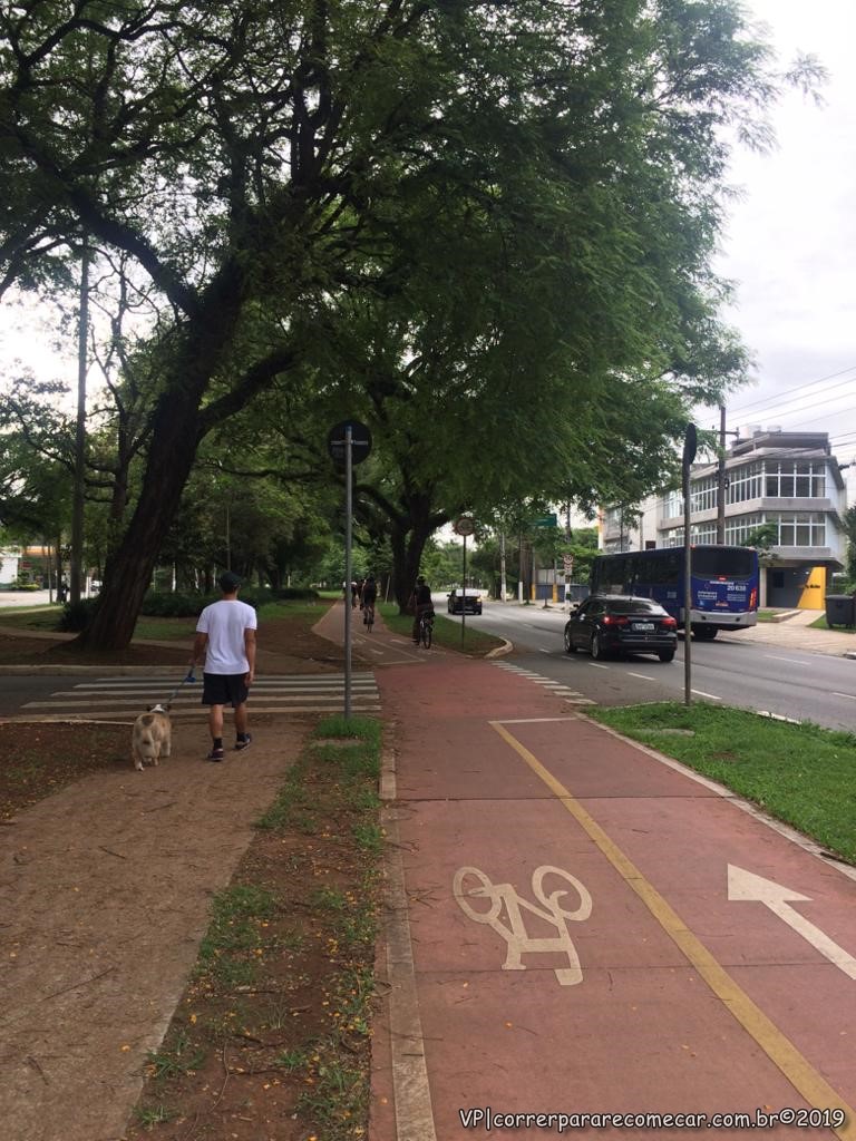 Pista para bike e corrida