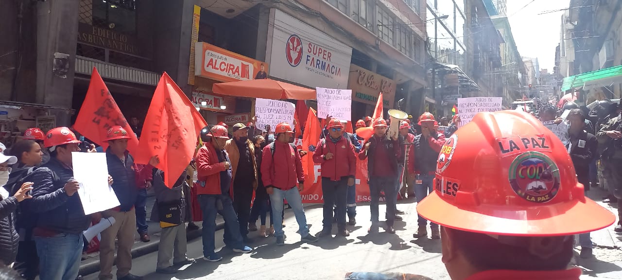 manifestação  de trabalhadores