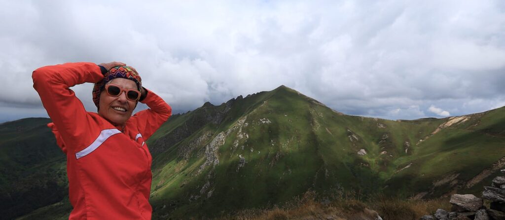 Puy de Sancy a partir do belo vilarejo de Mont-Dore